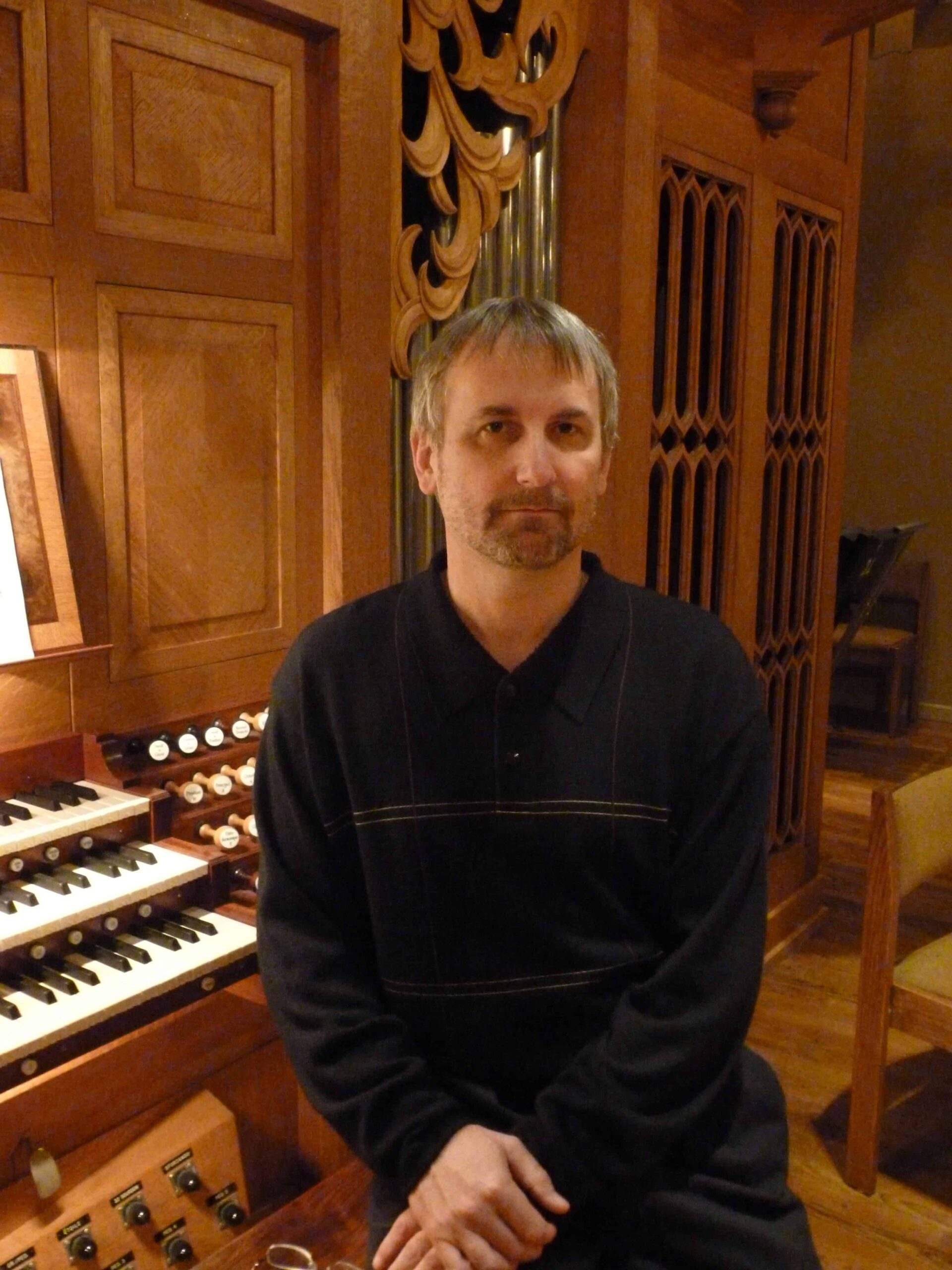 Erik Simmons, organist