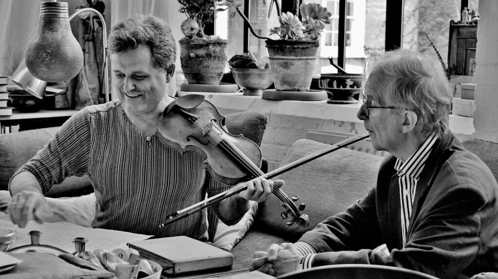 Peter Sheppard Skærved and Hafliði Hallgrímsson at work